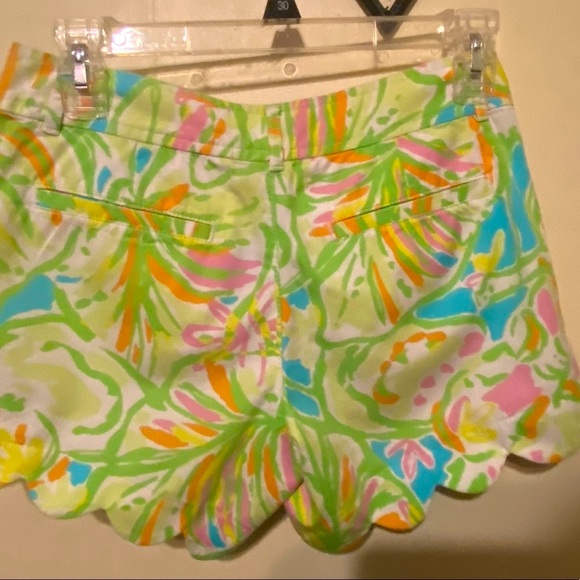 LILLY 🦩 PULITZER BUTTERCUP SHORTS SIZE 00 great condition. EUC 🌸 - Picture 5 of 12